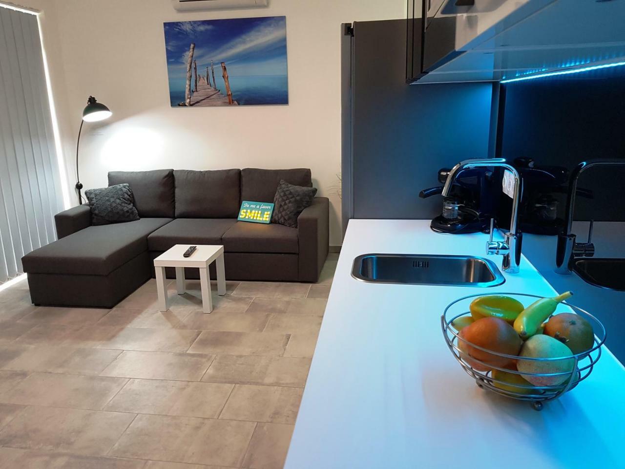 Lakefive Apartments Balatonfuered Esterno foto