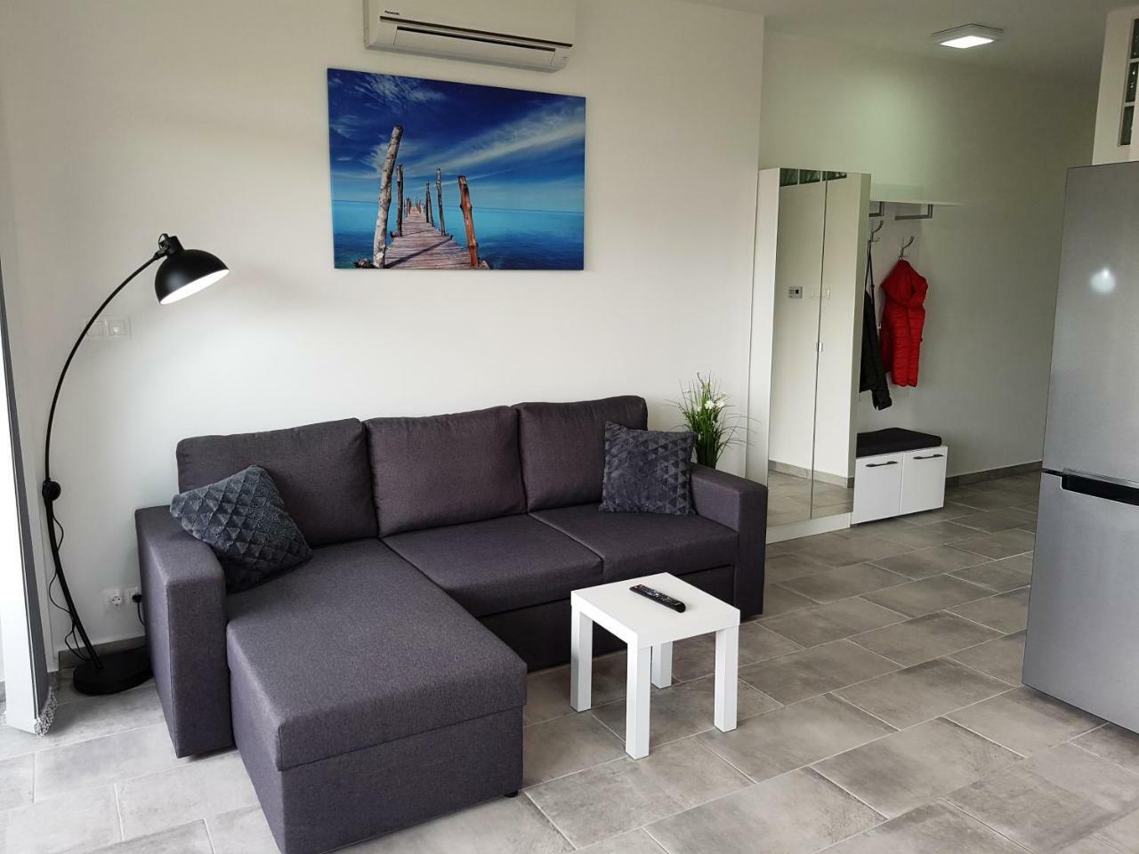 Lakefive Apartments Balatonfuered Esterno foto