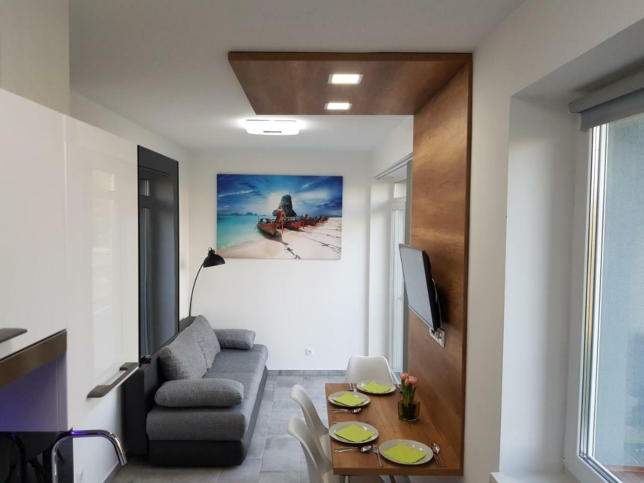 Lakefive Apartments Balatonfuered Esterno foto